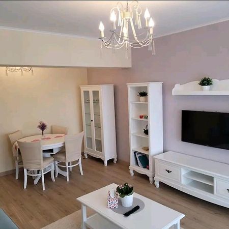 Apartament Ana Apartment Bukares Bagian luar foto