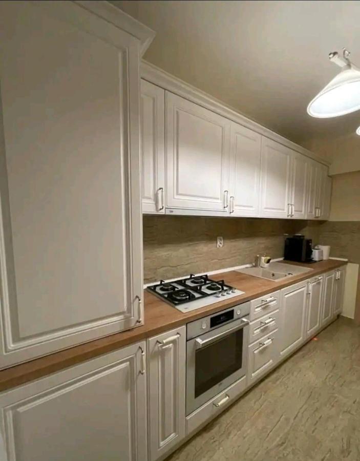 Apartament Ana Apartment Bukares Bagian luar foto